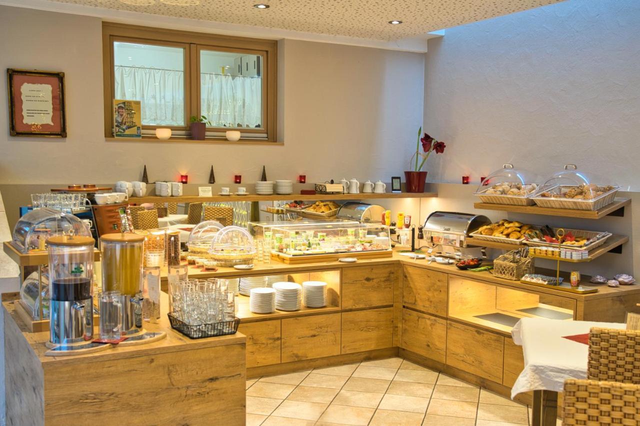 Arndt Hotel Garni Rust Luaran gambar