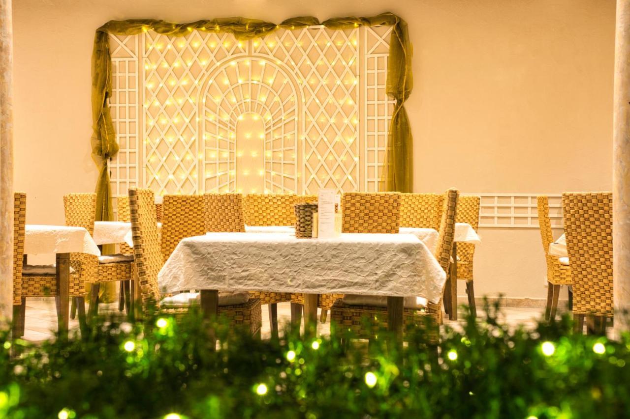 Arndt Hotel Garni Rust Luaran gambar
